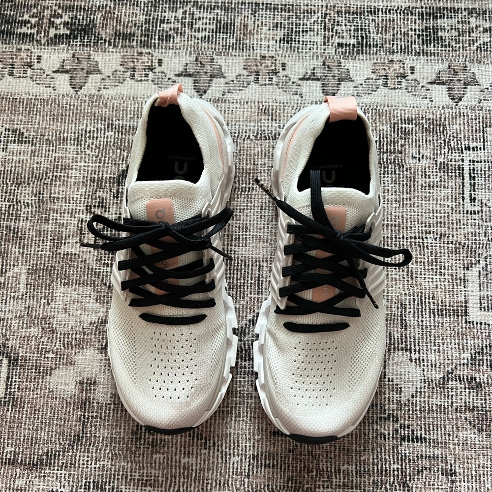 On Cloudswift 3 Ivory/Rose